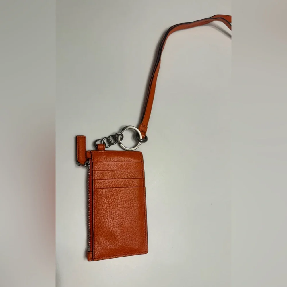 Gucci Leather Lanyard with card slots - Picture 5 of 10